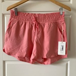 Carve Designs Bali Shorts Grapefruit Size M